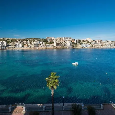 Appartement Getawaysmalta - Blue Harbour 2 Seafront 3-bedroom Apt With Large Back Terrace