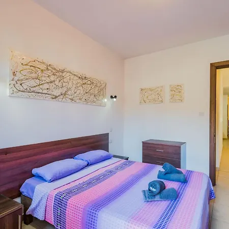 Getawaysmalta - Blue Harbour 2 Seafront 3-bedroom Apt With Large Back Terrace Appartement San Pawl il-Baħar