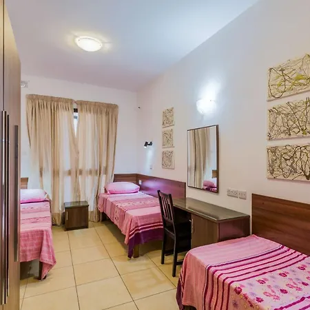 Getawaysmalta - Blue Harbour 2 Seafront 3-bedroom Apt With Large Back Terrace San Pawl il-Baħar