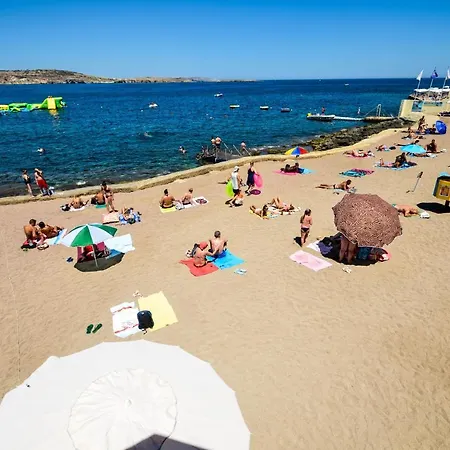 Getawaysmalta - Blue Harbour 2 Seafront 3-bedroom Apt With Large Back Terrace