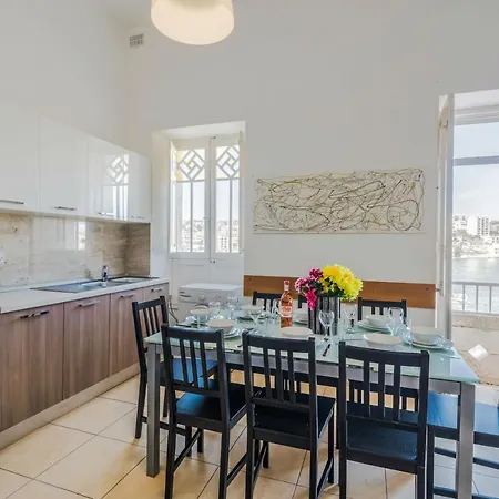 Getawaysmalta - Blue Harbour 2 Seafront 3-bedroom Apt With Large Back Terrace Apartment St. Paul's Bay